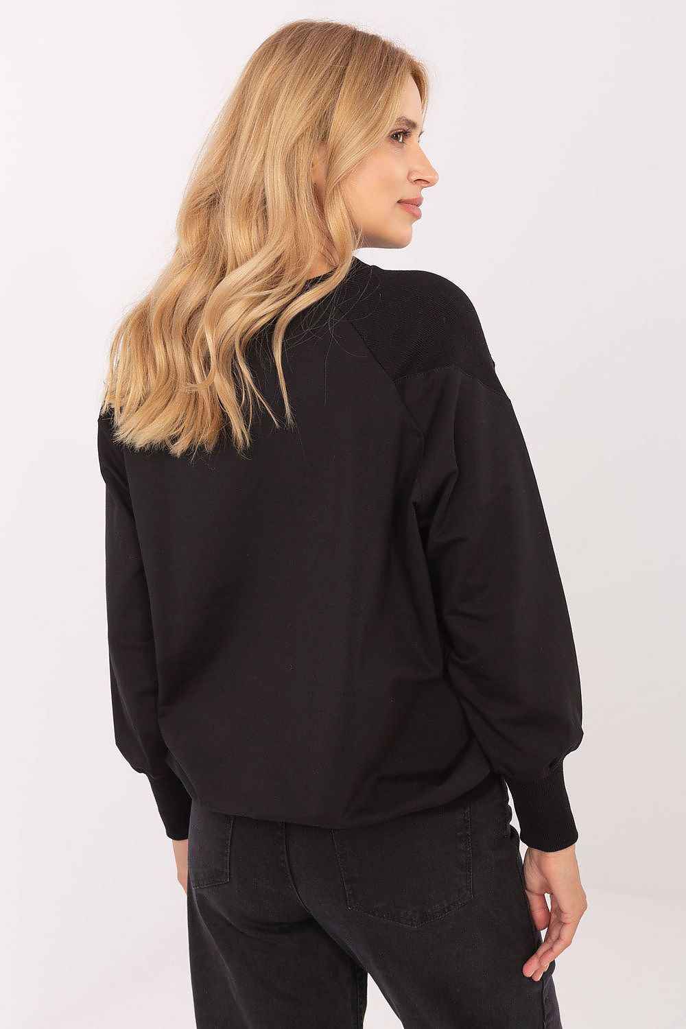 Blouse model 217036