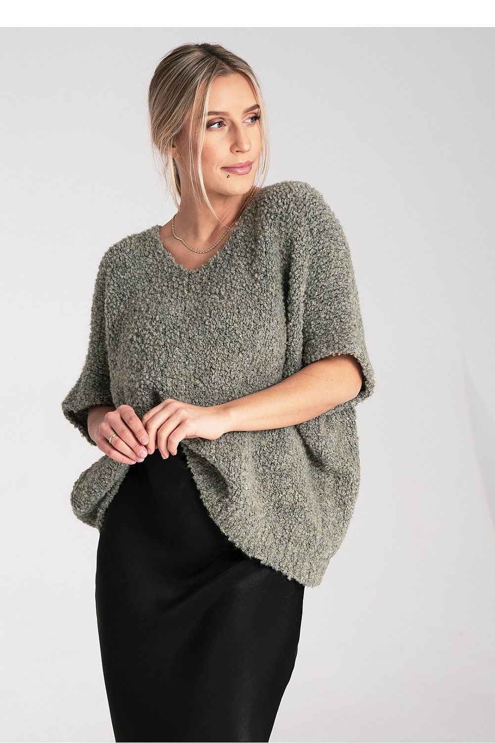Short sleeve sweater model 217070