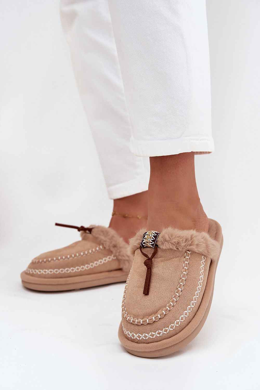 Slippers model 217484