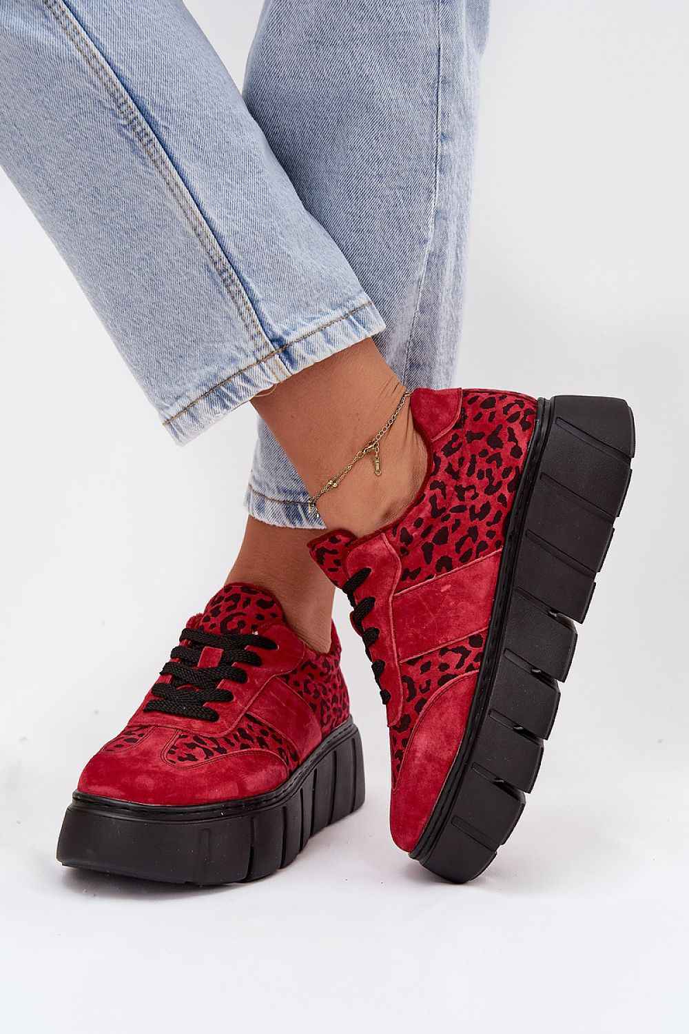 Sport Shoes model 217698