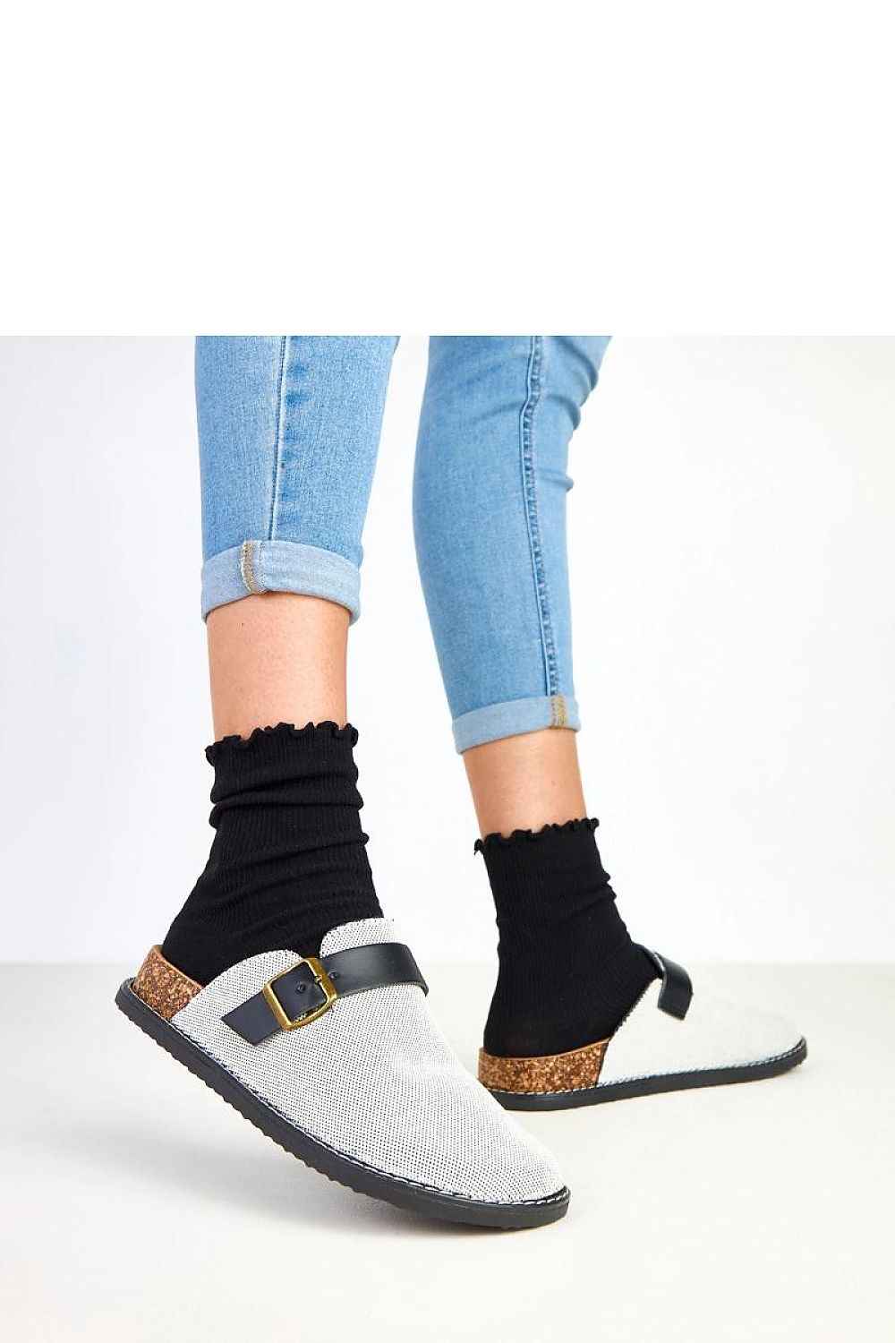 Slippers model 217917