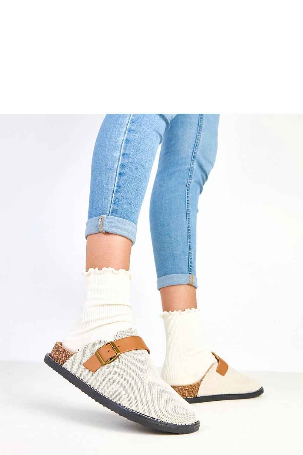 Slippers model 217919