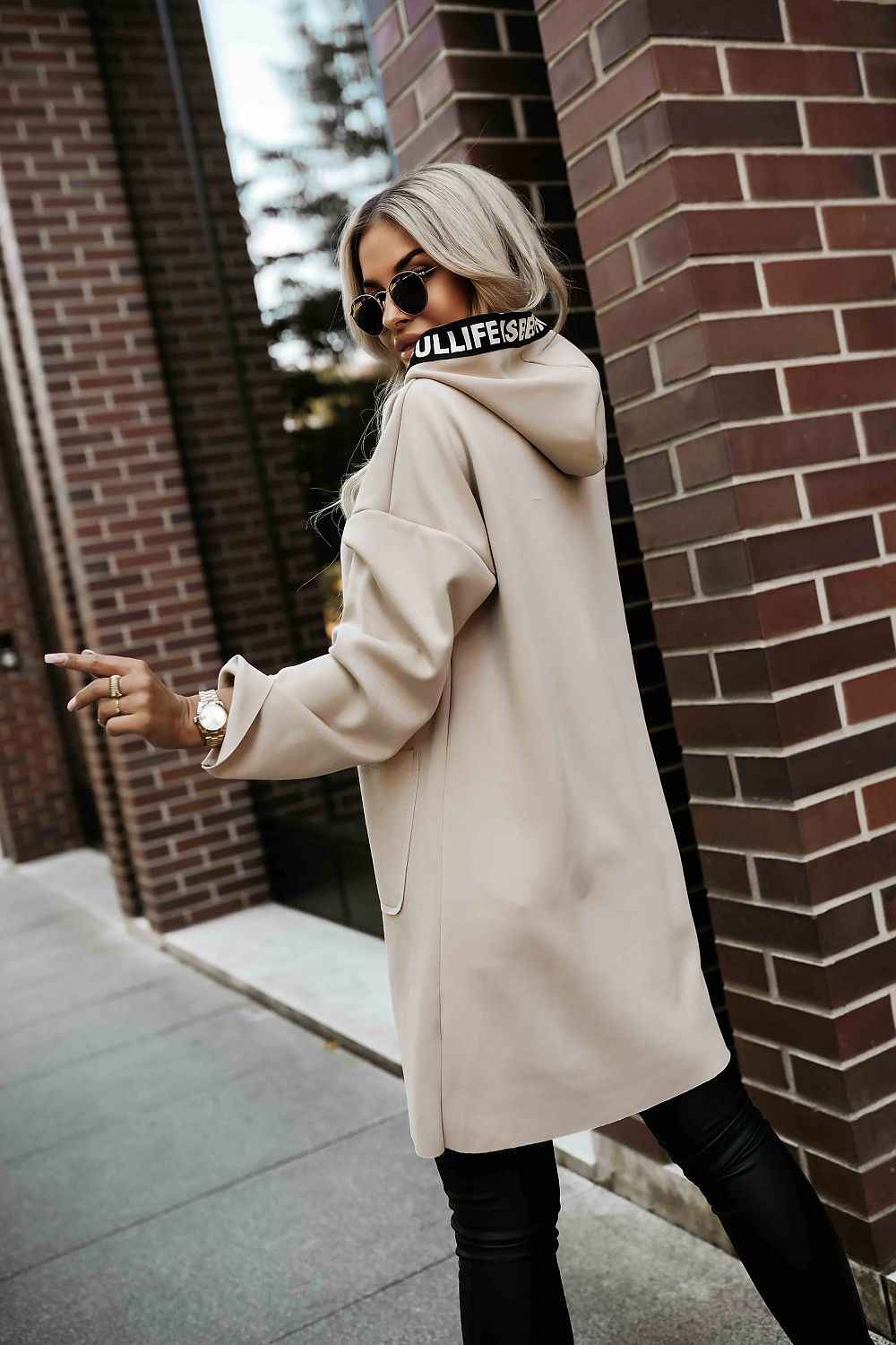 Coat model 218112