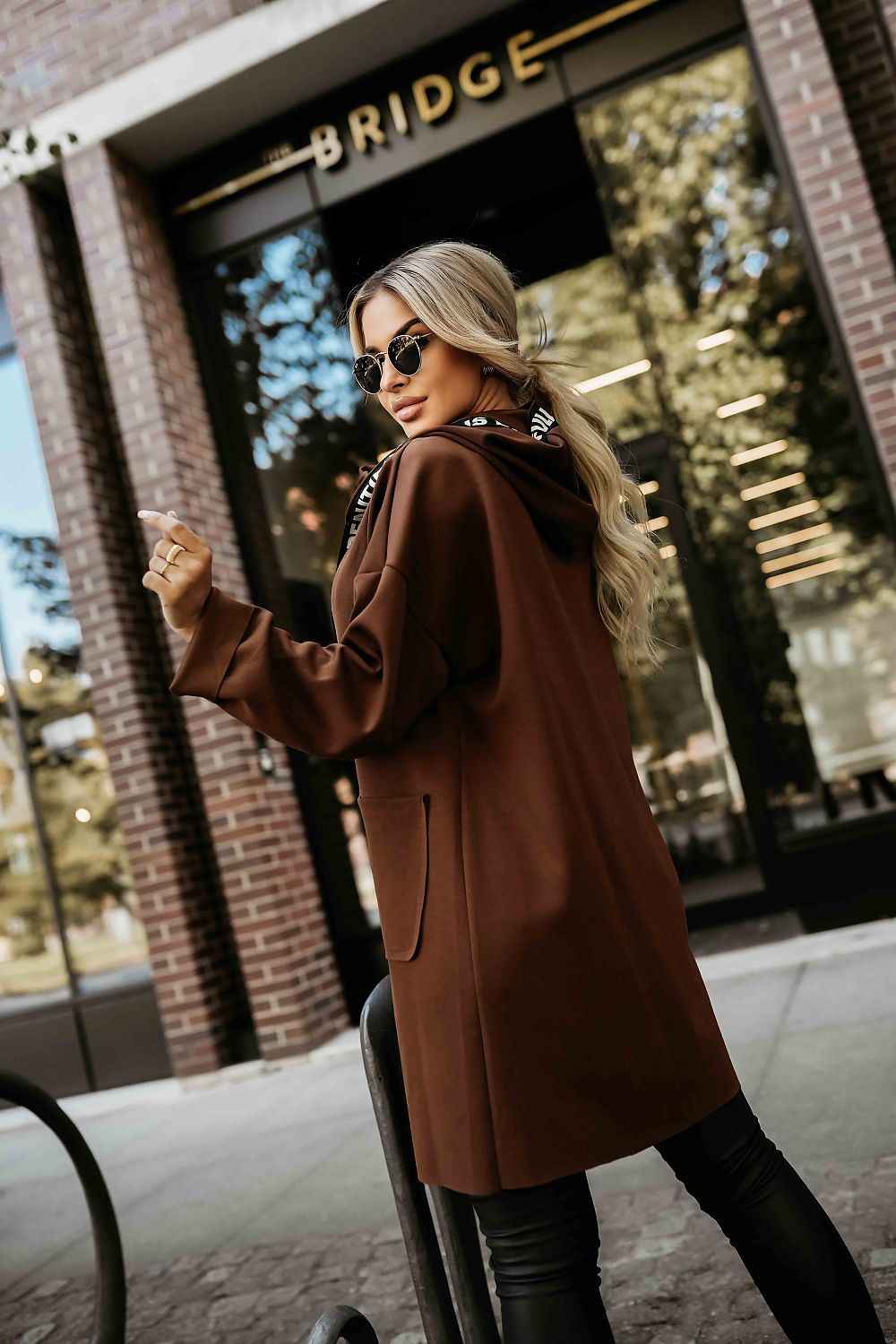 Coat model 218113