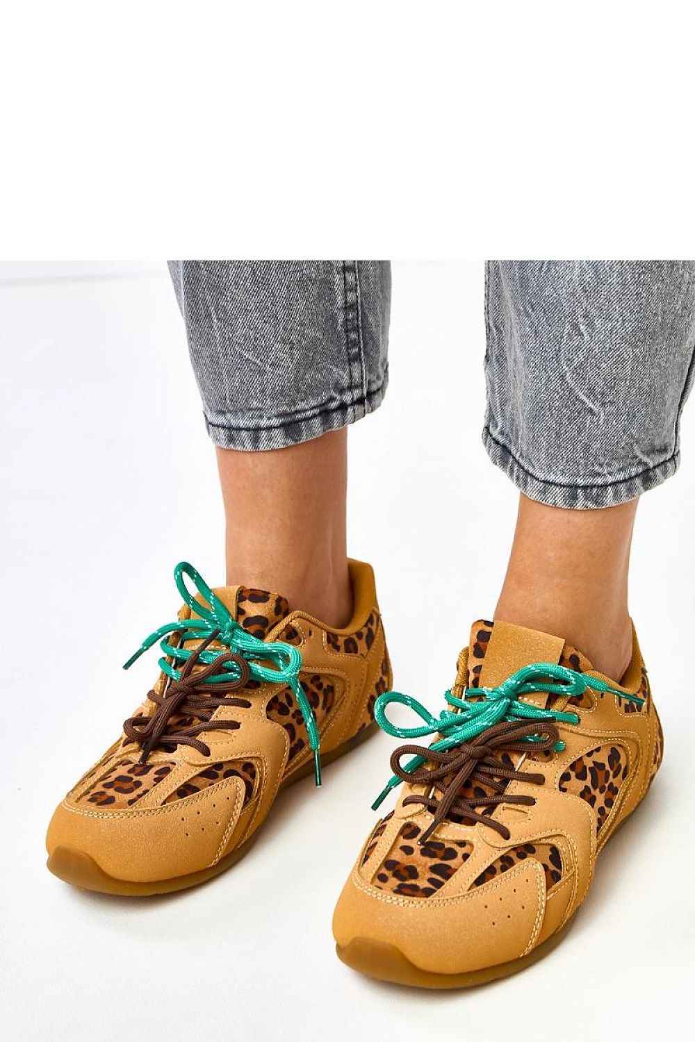 Sport Shoes model 218152