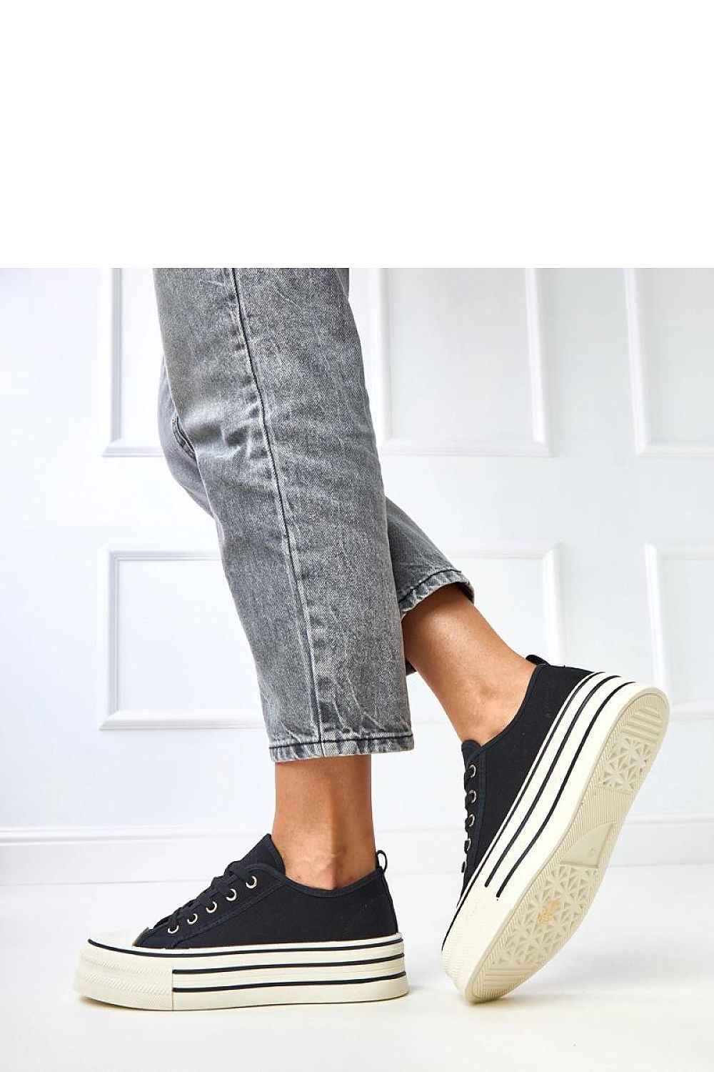 Sneakers model 218155