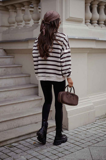 Sweatshirt model 218188