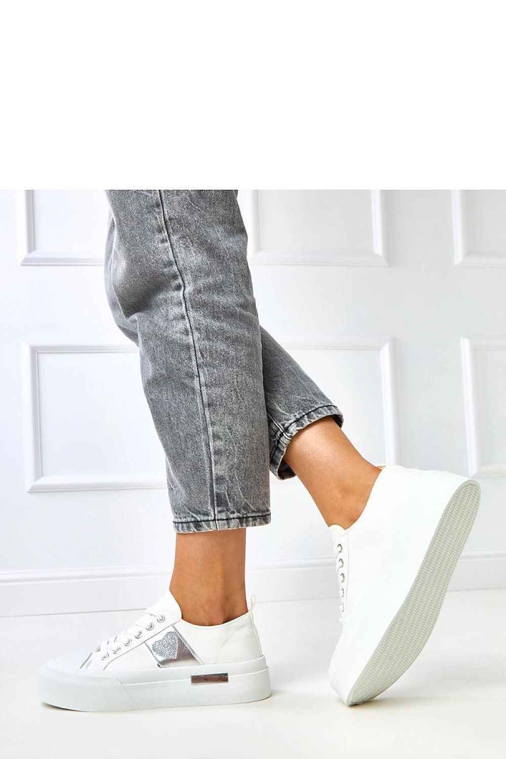 Sport Shoes model 218363