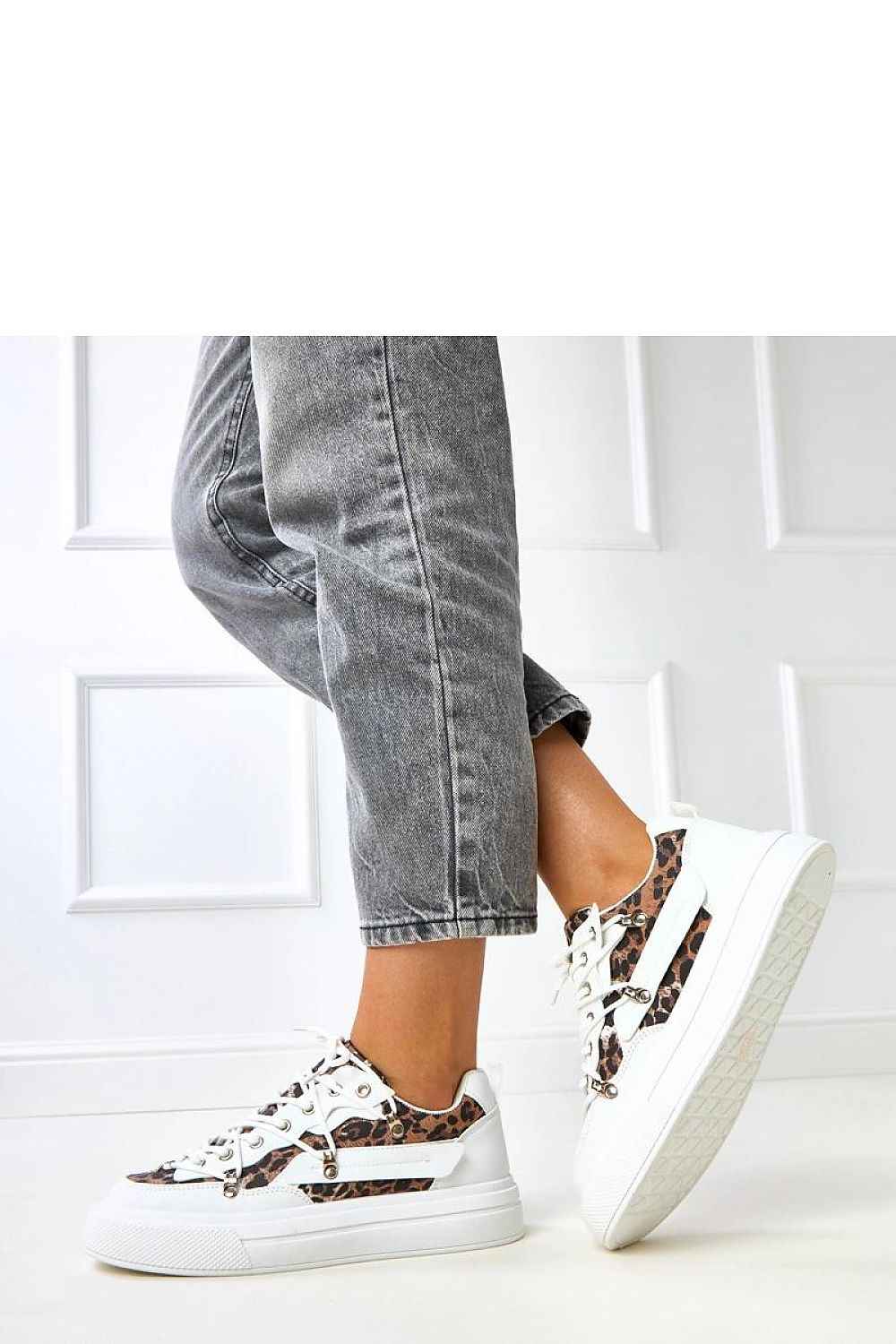 Sport Shoes model 218365