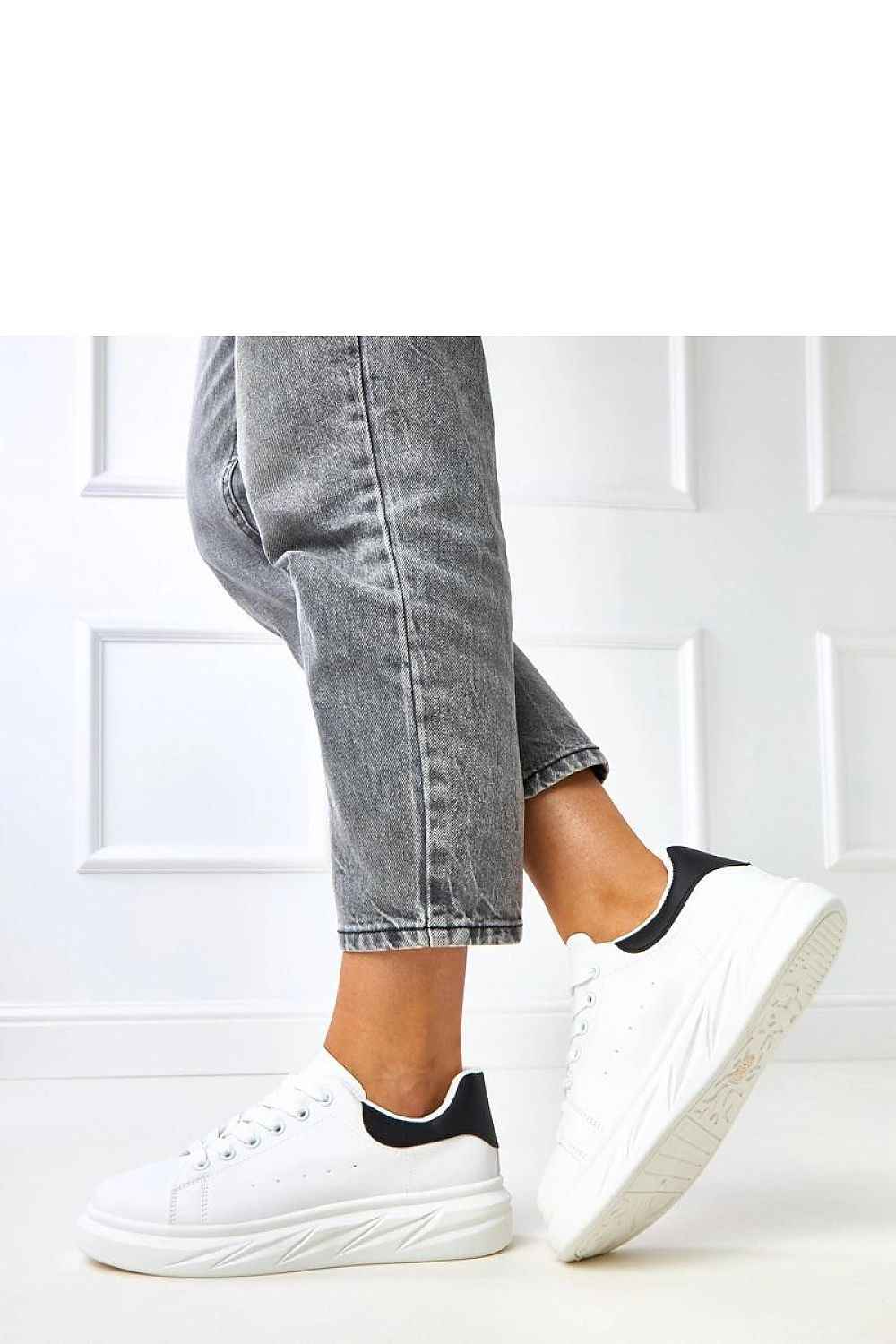 Sport Shoes model 218368