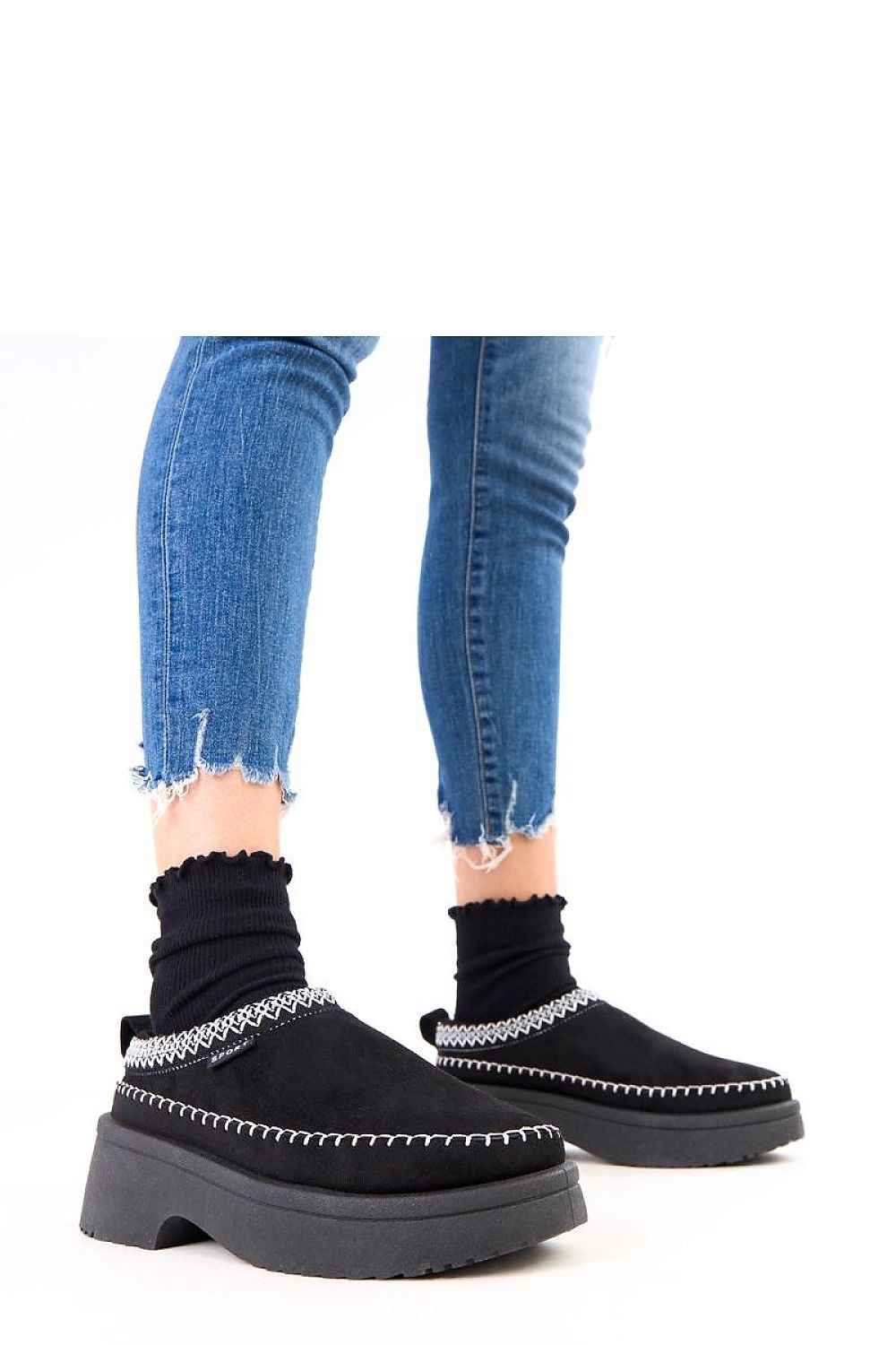 Slippers model 218458