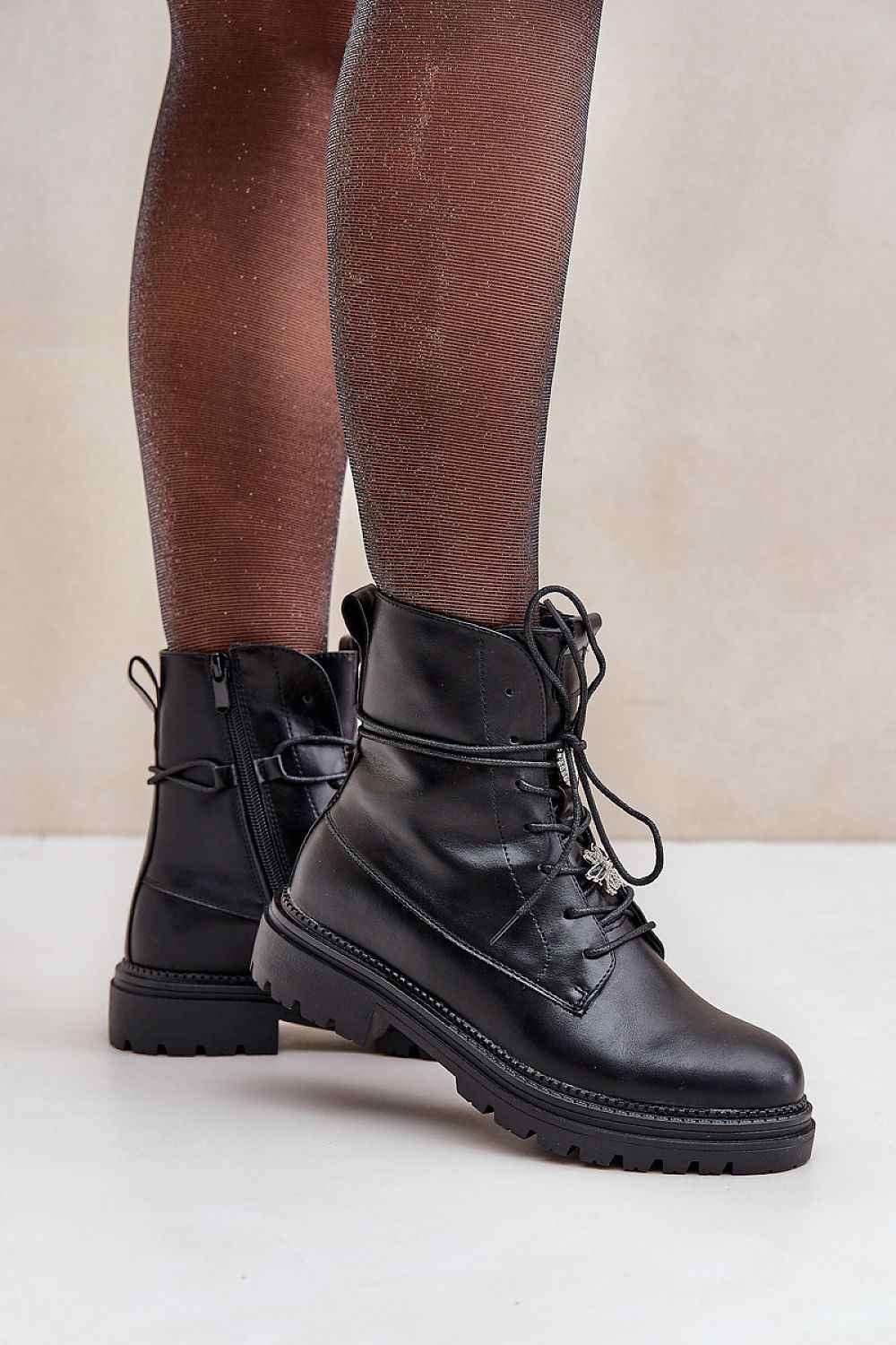 Boots model 218518