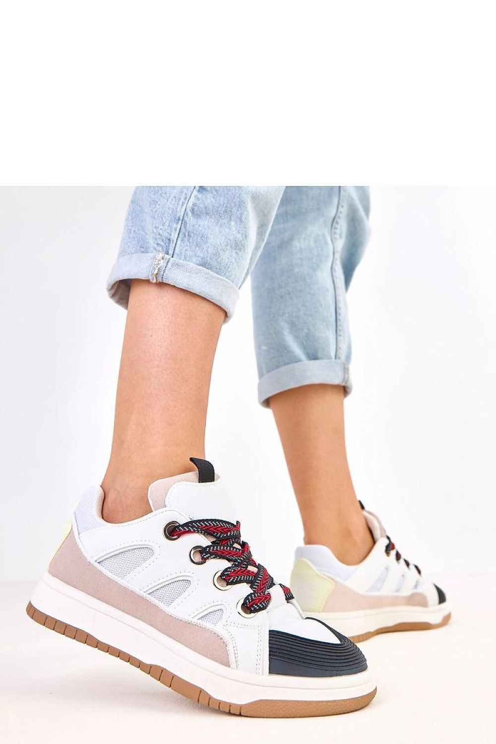 Sport Shoes model 218557