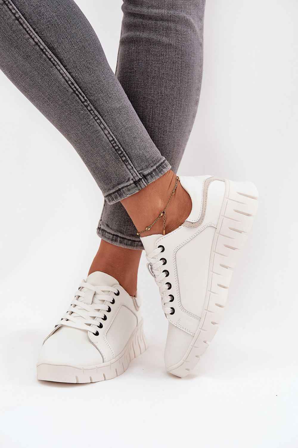 Buskin low shoes model 218700