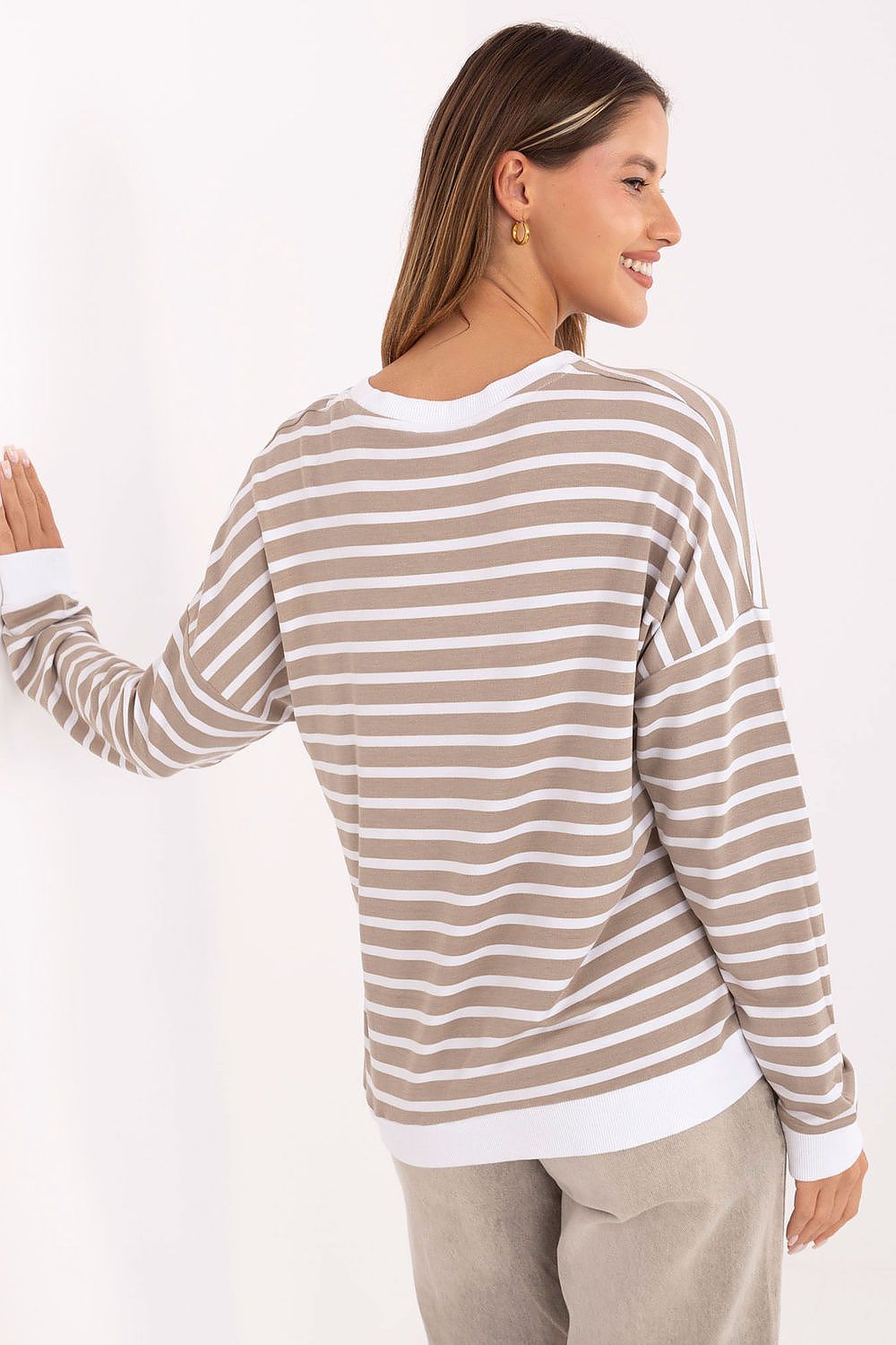 Blouse model 218833 Relevance