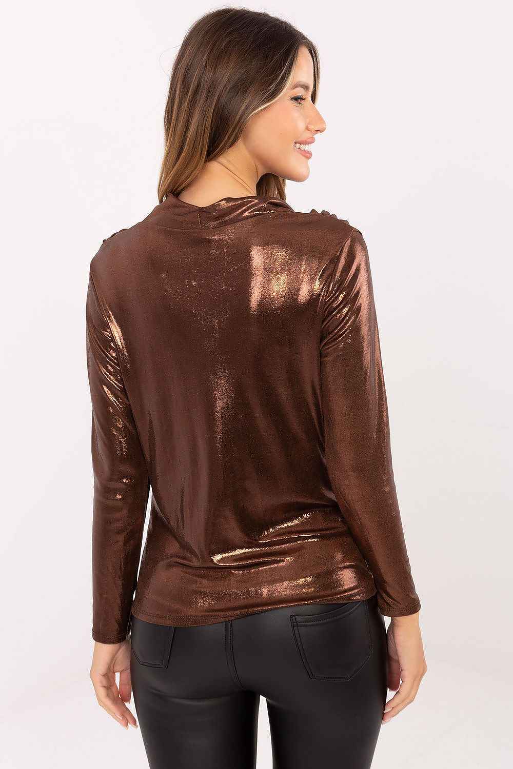 Blouse model 219197