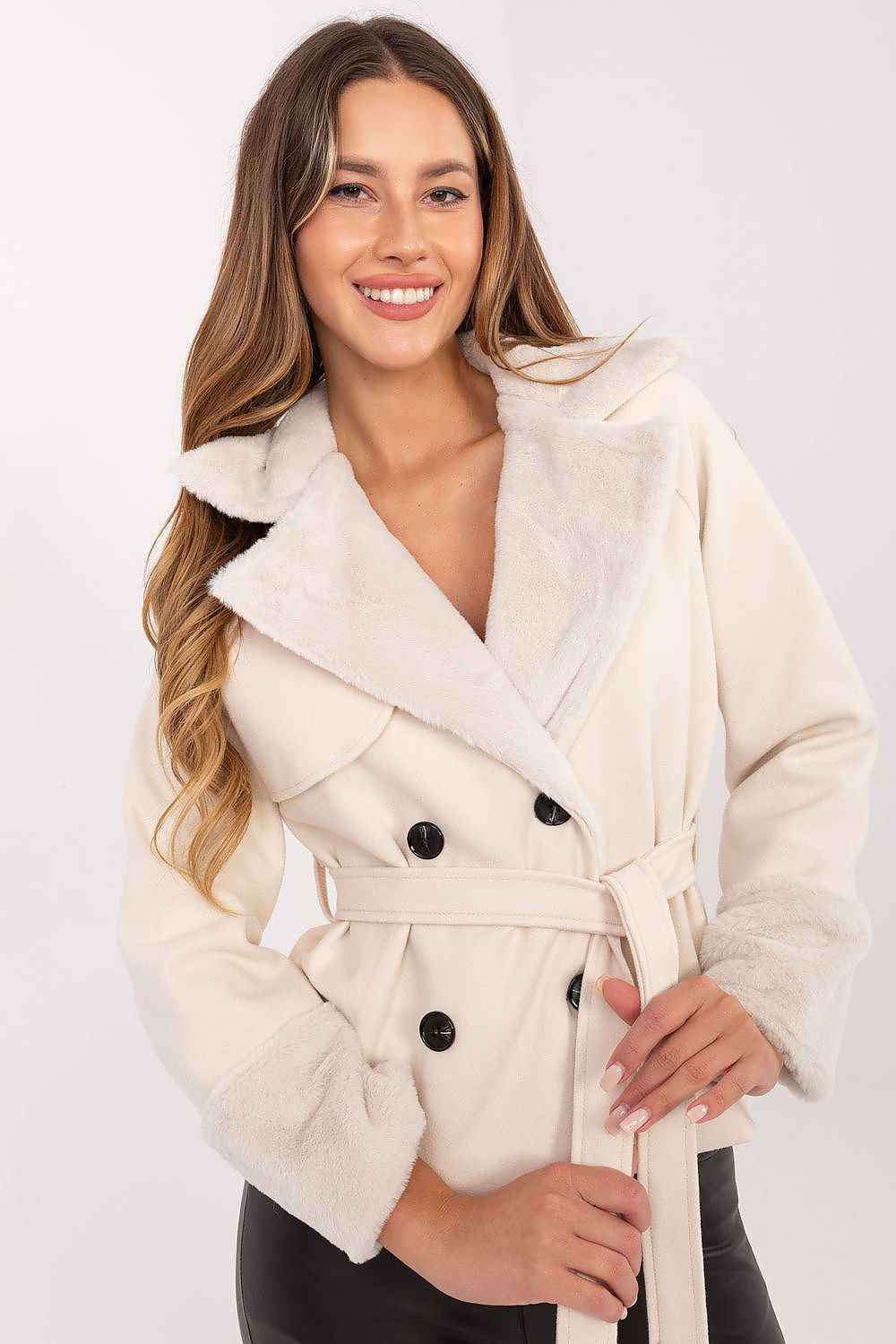 Coat model 219340