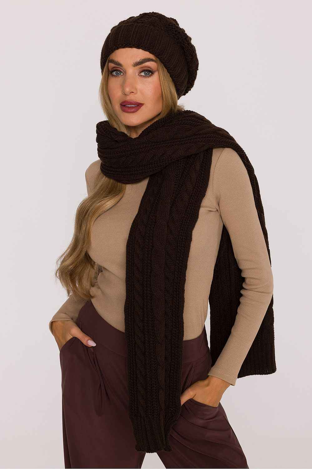 Shawl model 219542
