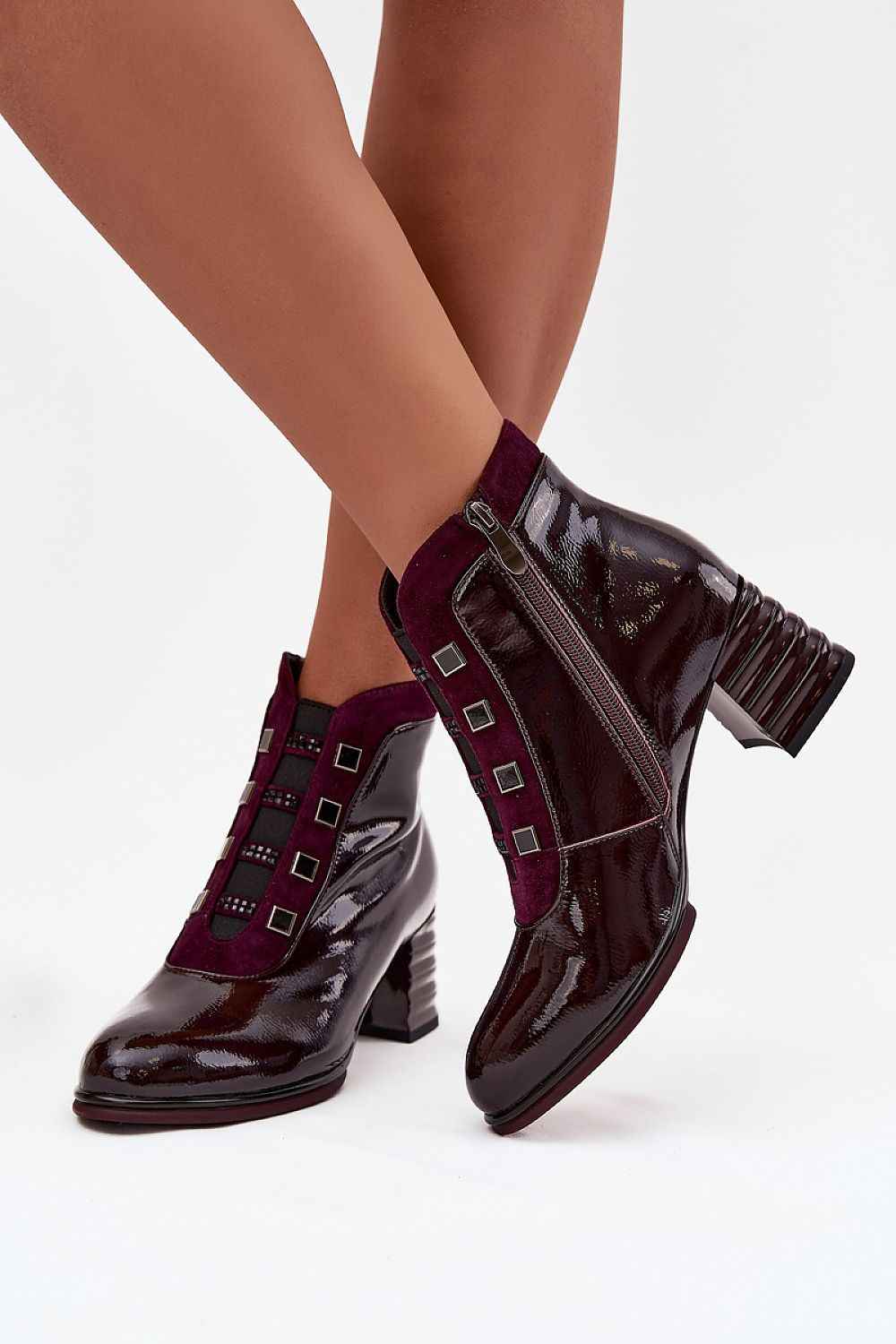 Heel boots model 219577
