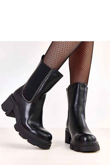 Heel boots model 219633