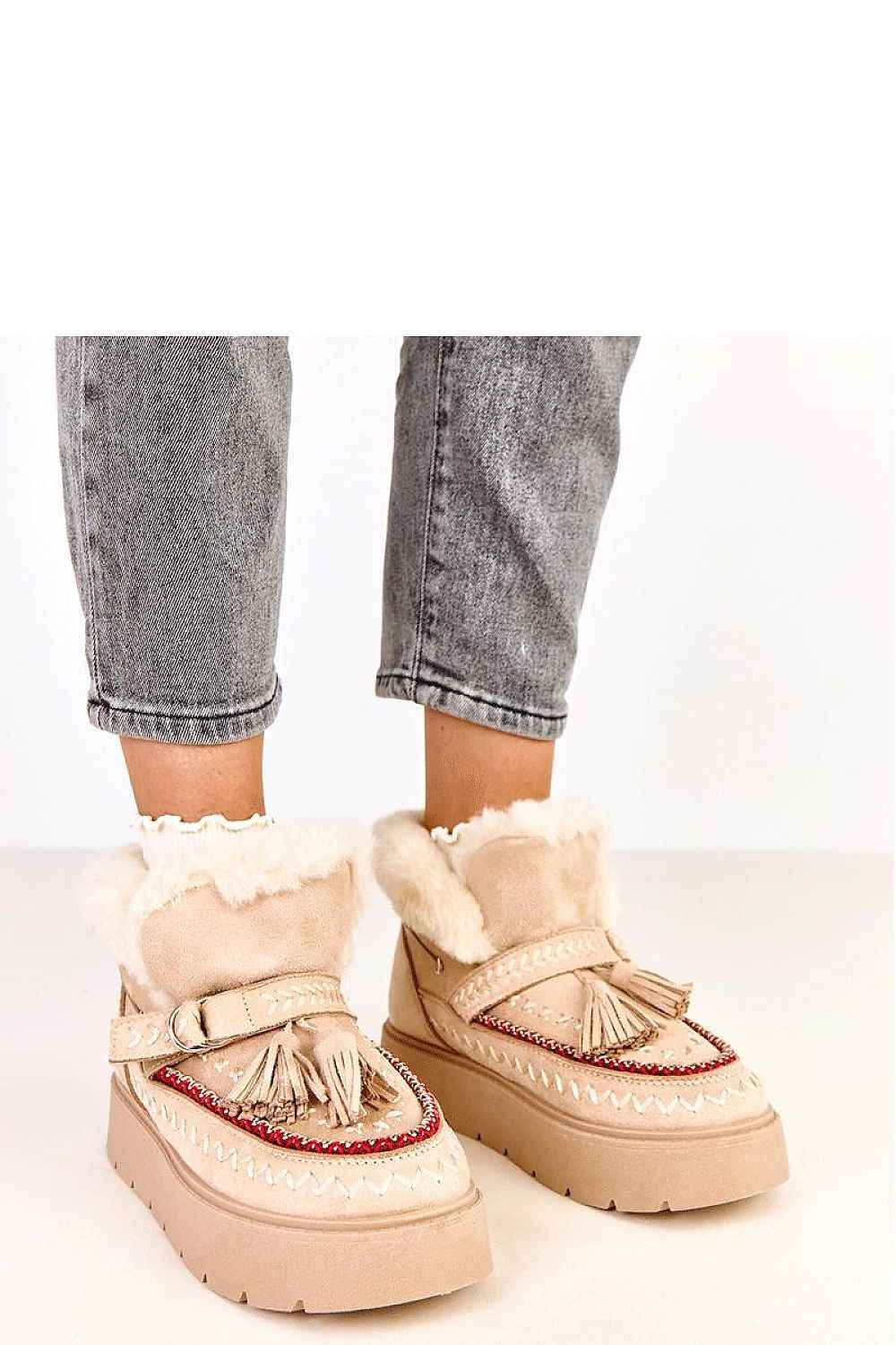 Snow boots model 219945