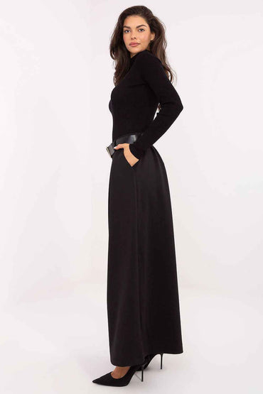 Women trousers model 220011