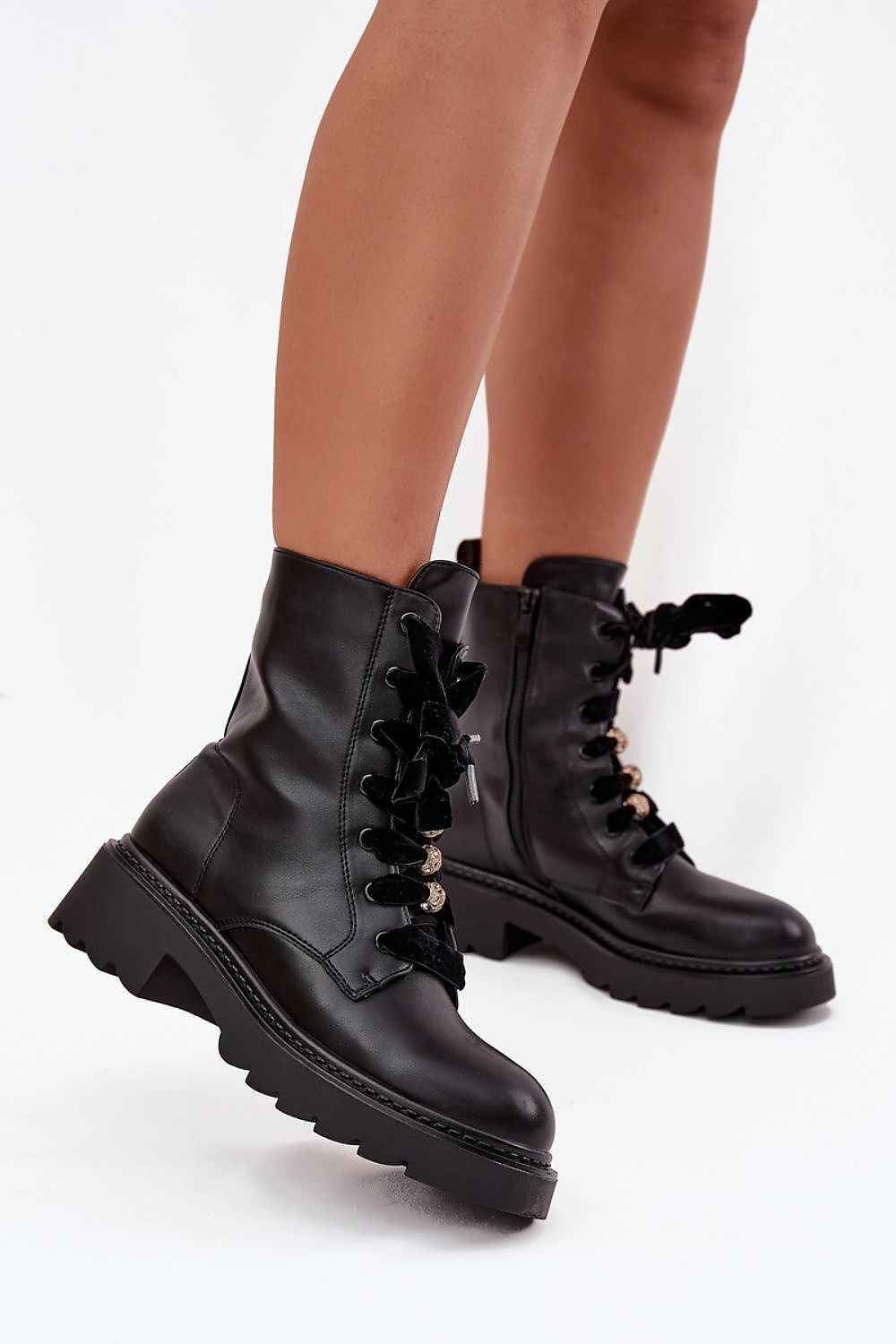 Boots model 220205
