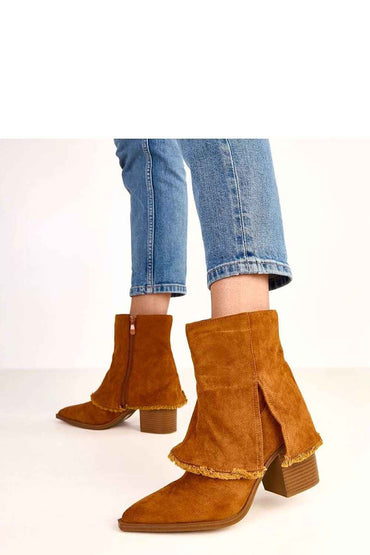 Heel boots model 220270