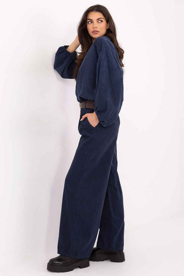 Women trousers model 220281