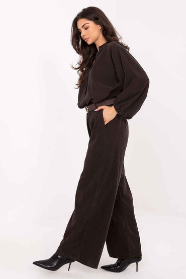 Women trousers model 220282