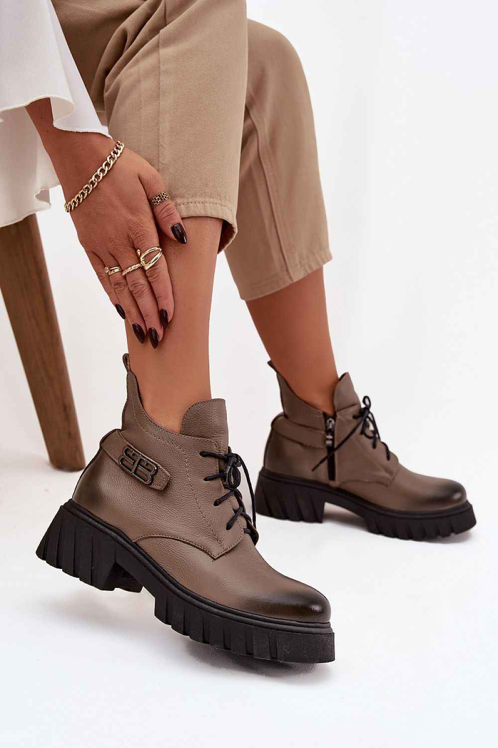 Boots model 220701