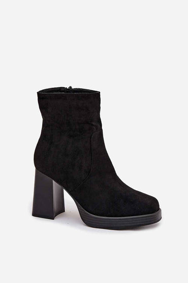 Heel boots model 220708