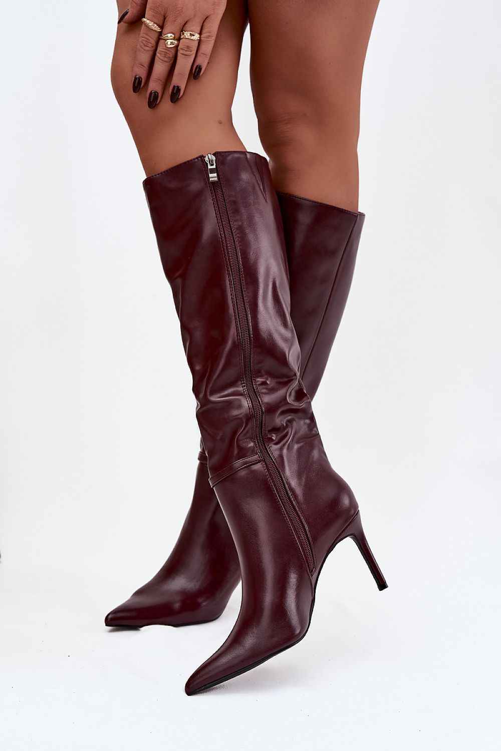 Heel boots model 220725