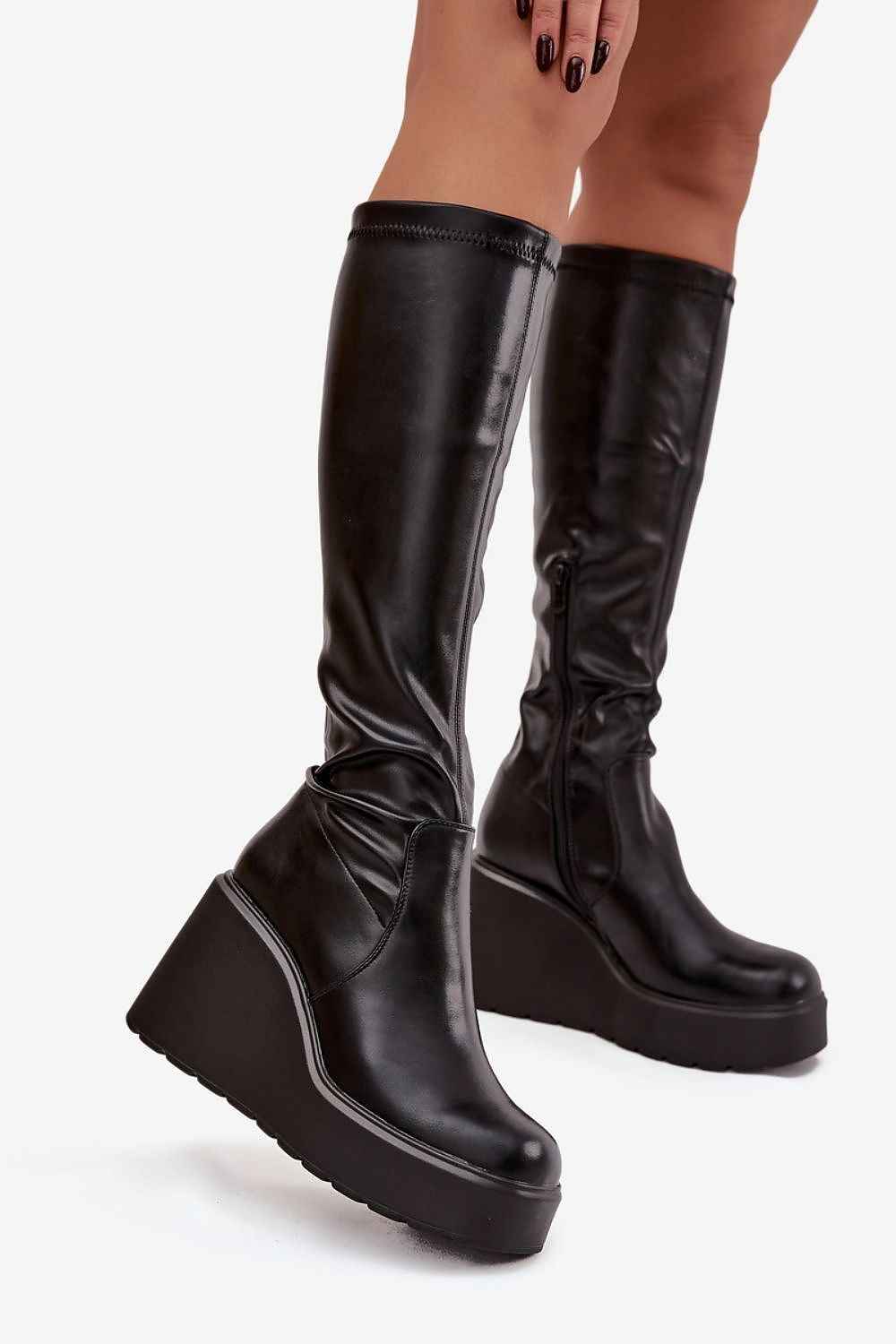 Buskin boots model 220718