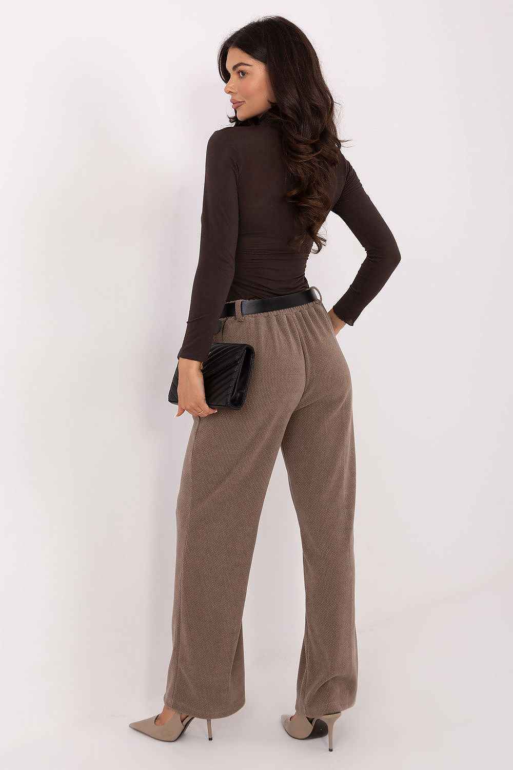 Women trousers model 220751