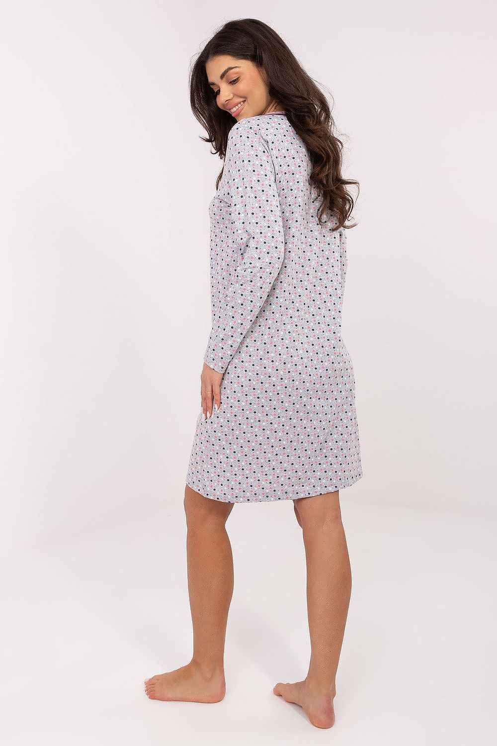 Nightshirt model 221209