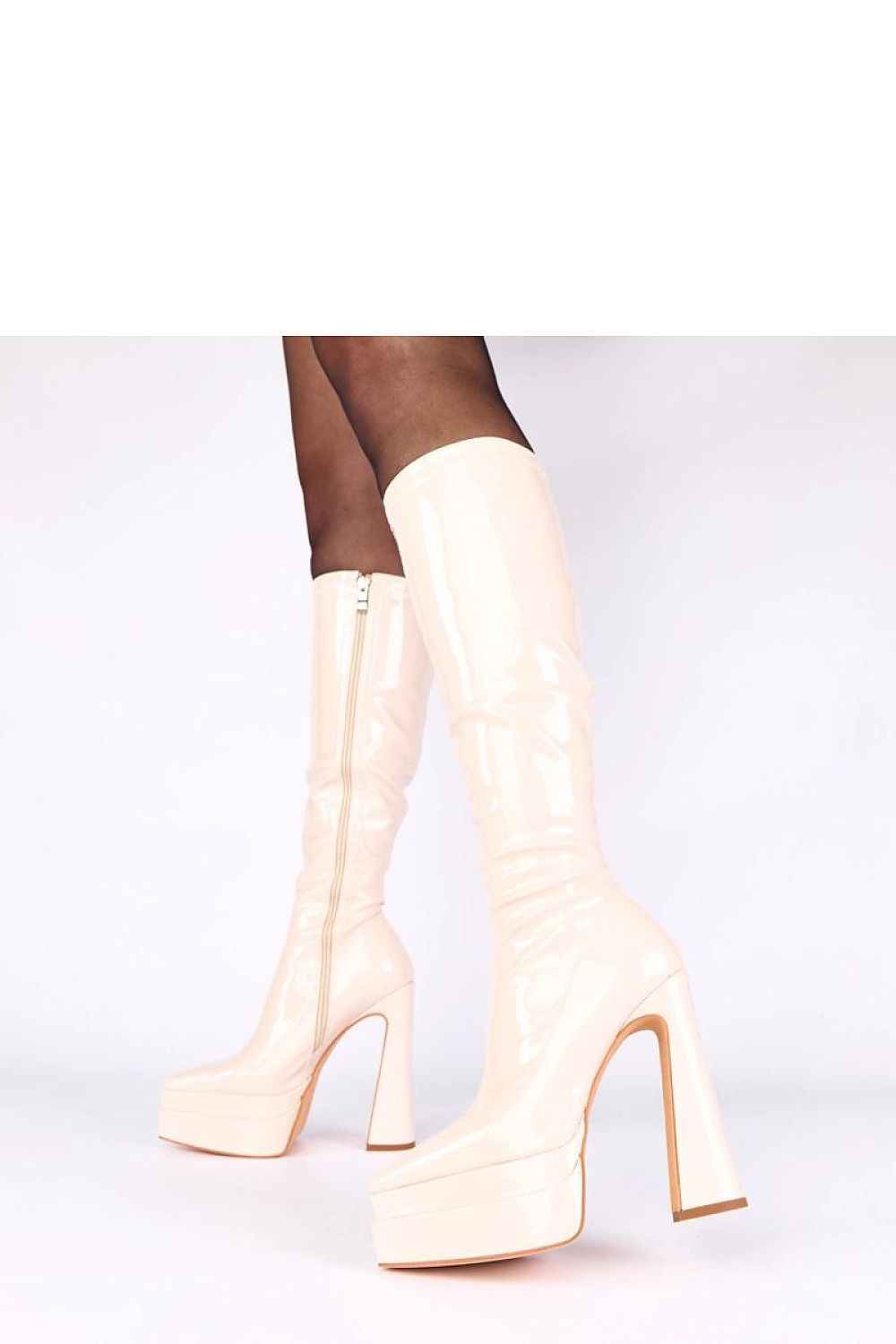 Heel boots model 221355