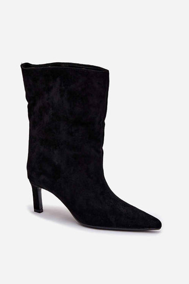 Heel boots model 221520
