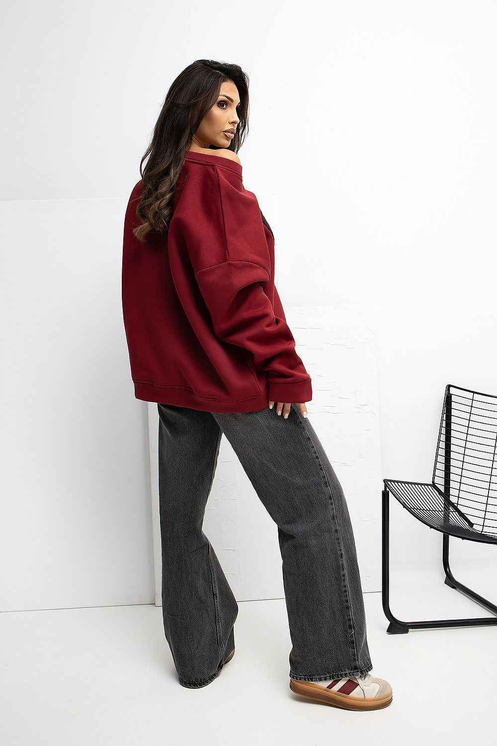 Sweatshirt model 222403