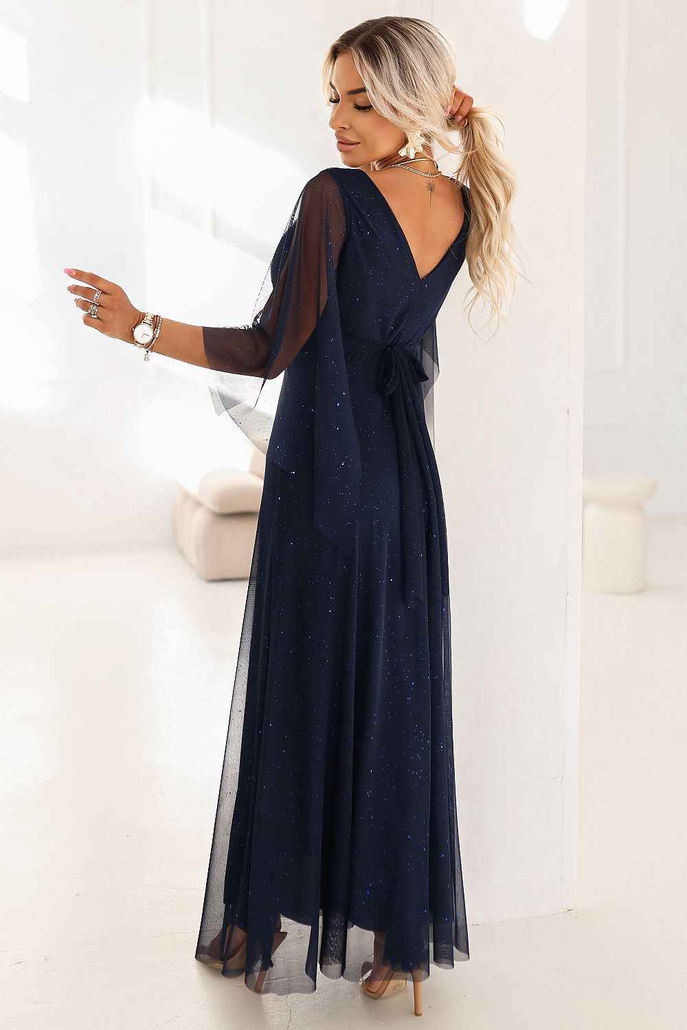Long dress model 222463