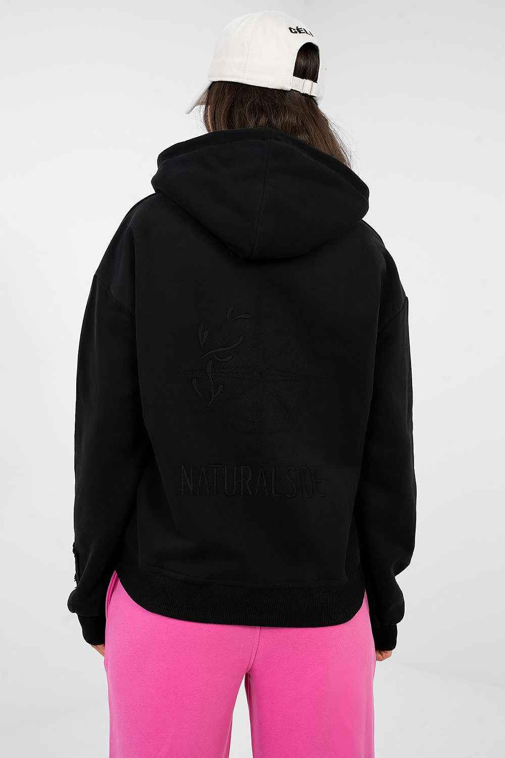 Sweatshirt model 224115