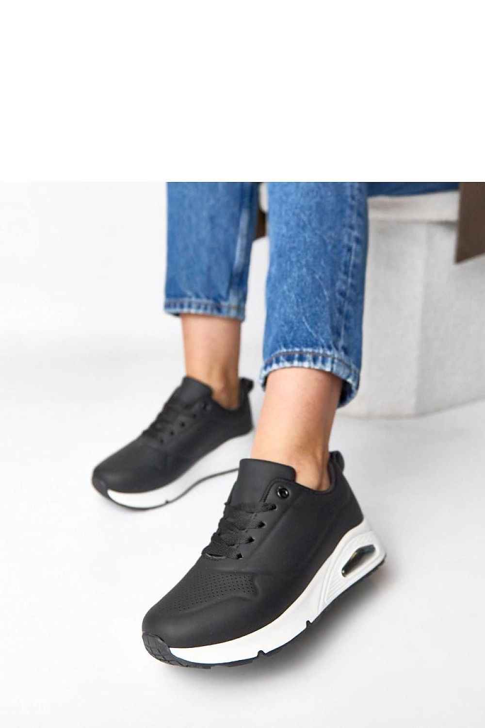 Sport Shoes model 224170