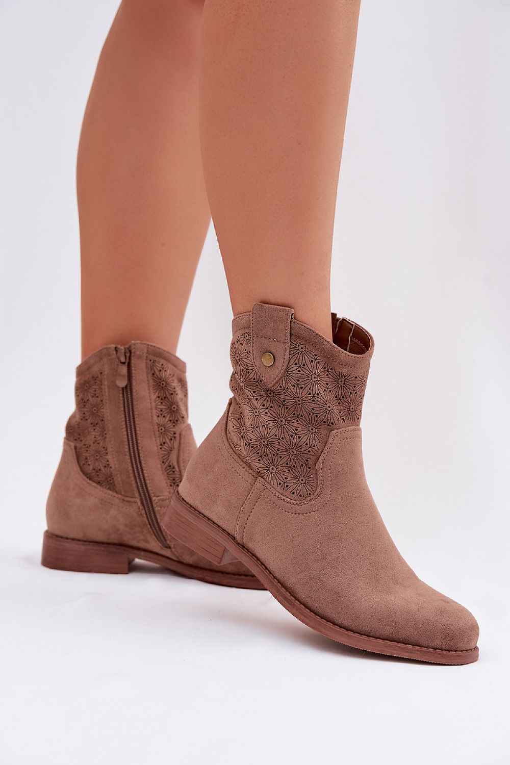 Heel boots model 224618
