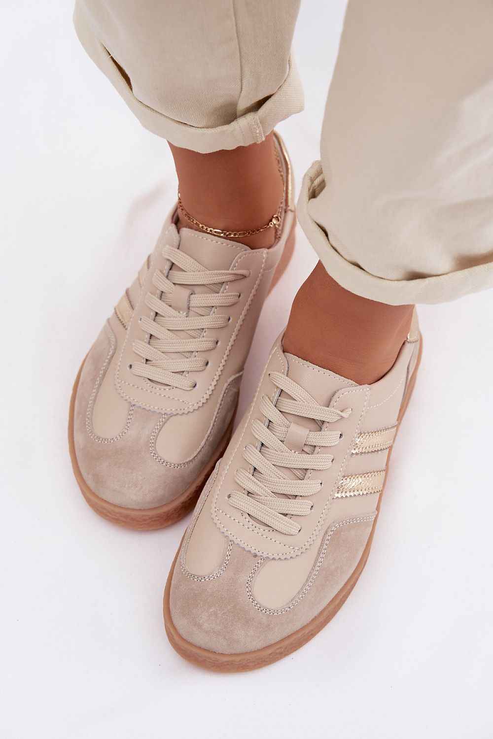 Sport Shoes model 224722