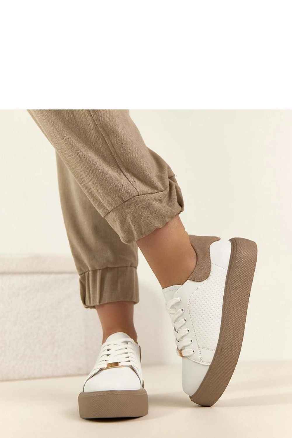 Sport Shoes model 224958