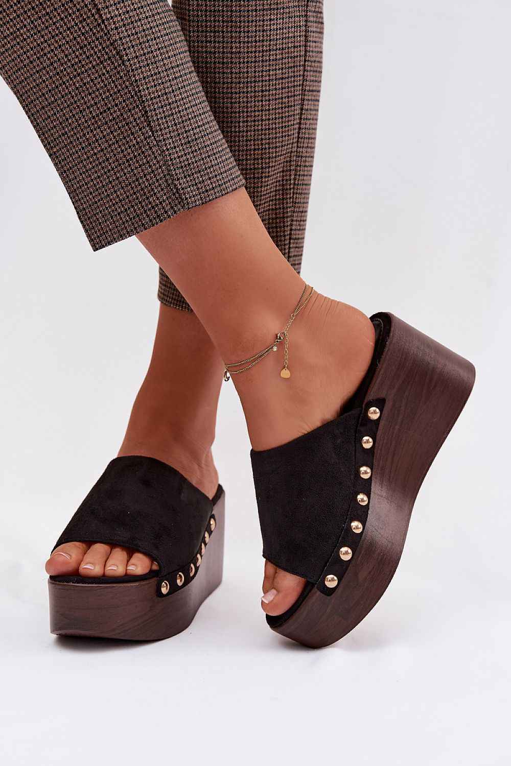Flip-flops model 225127