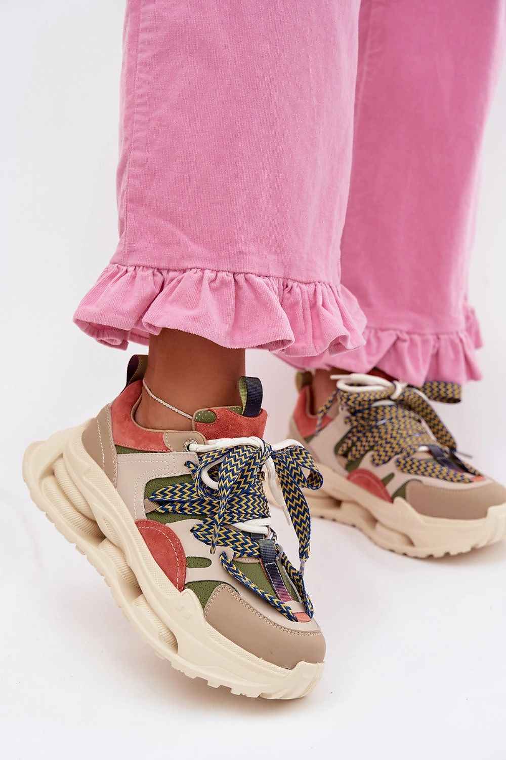 Sport Shoes model 225191
