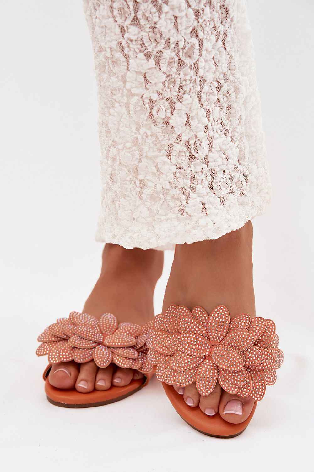 Flip-flops model 225387
