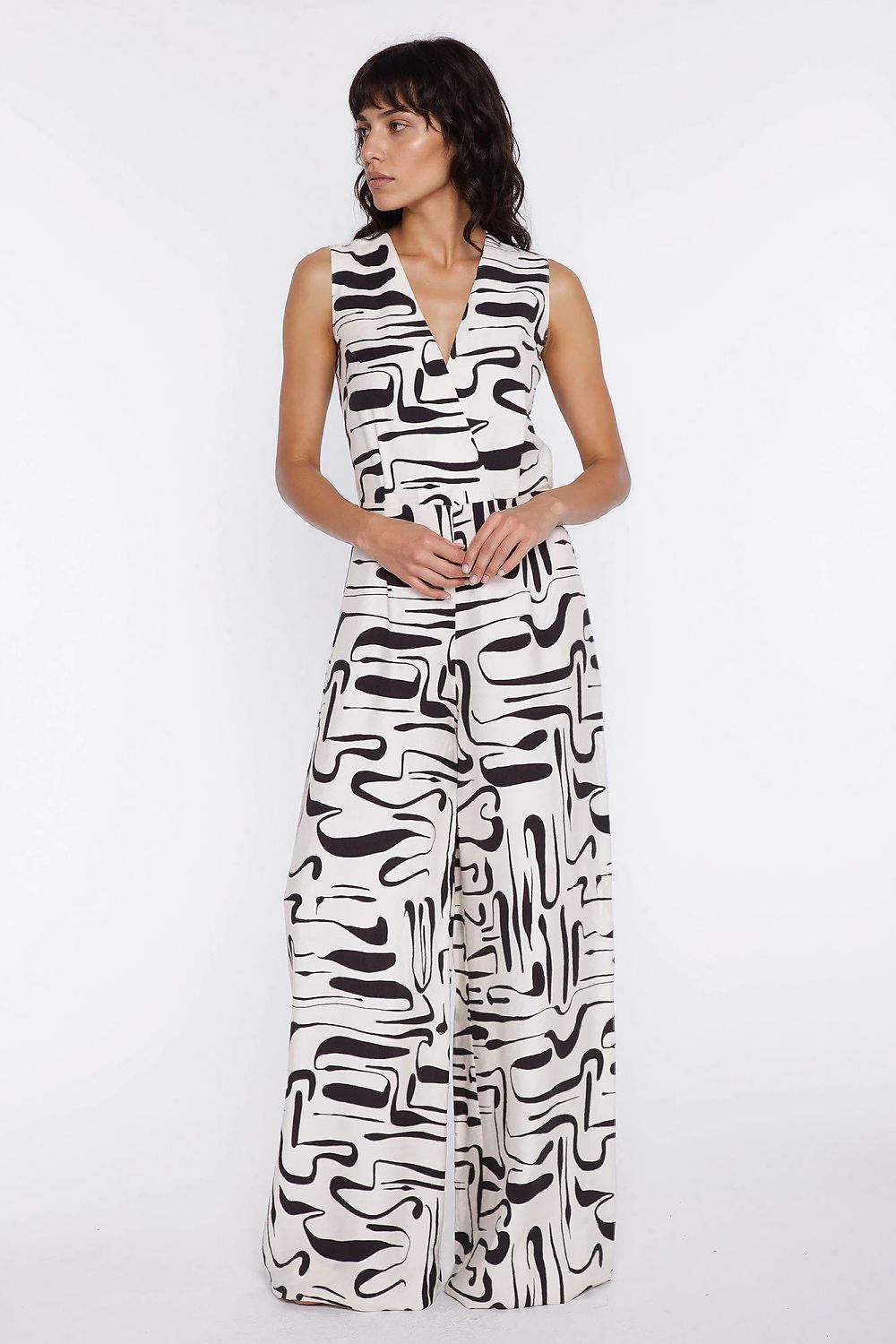 Suit model 228014 Nife