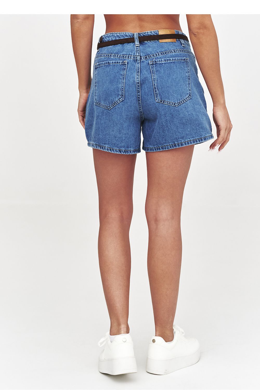 Denim shorts model 228292 Makadamia